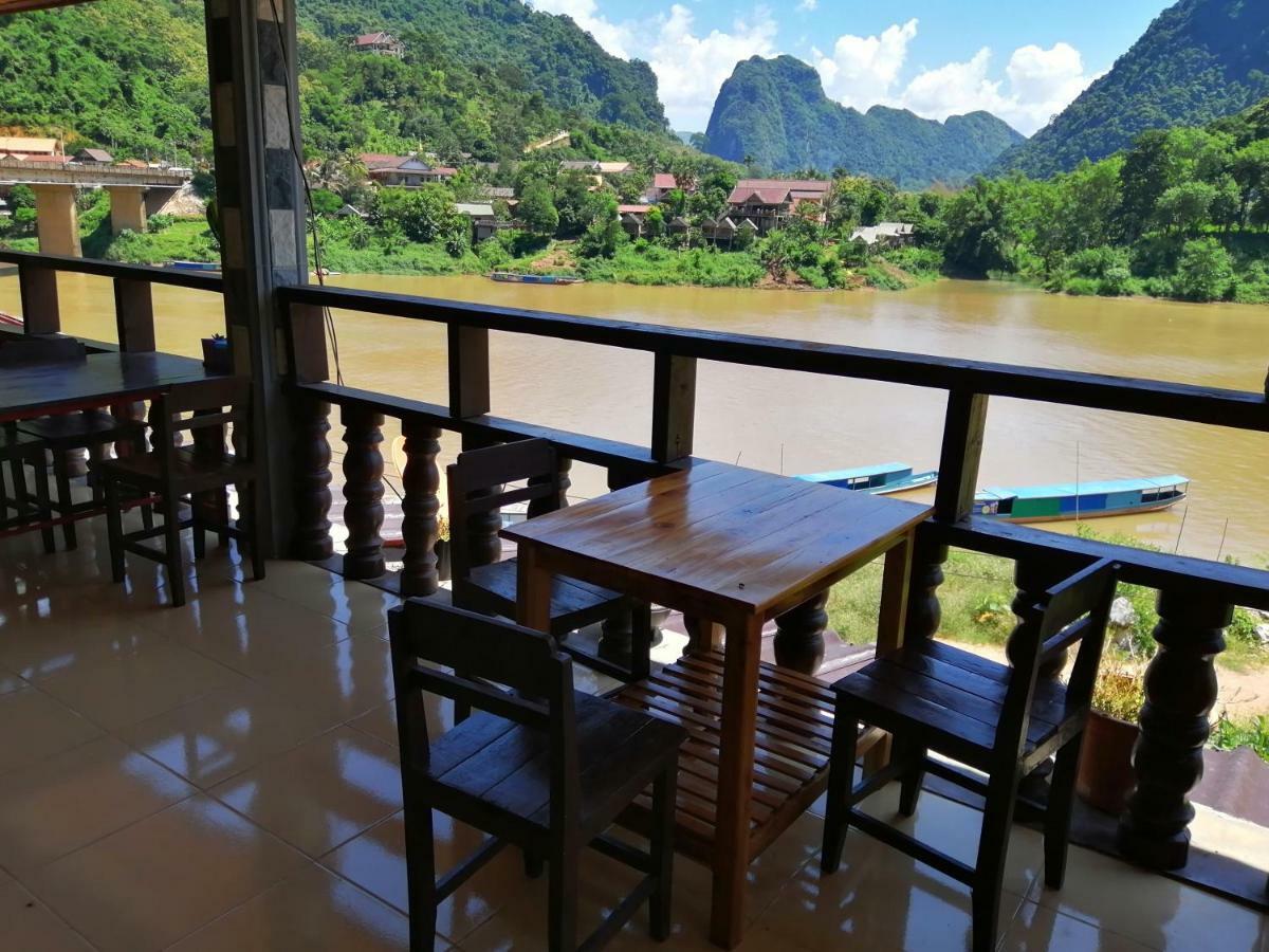 Arthith Guesthouse Nong Khiaw Екстер'єр фото